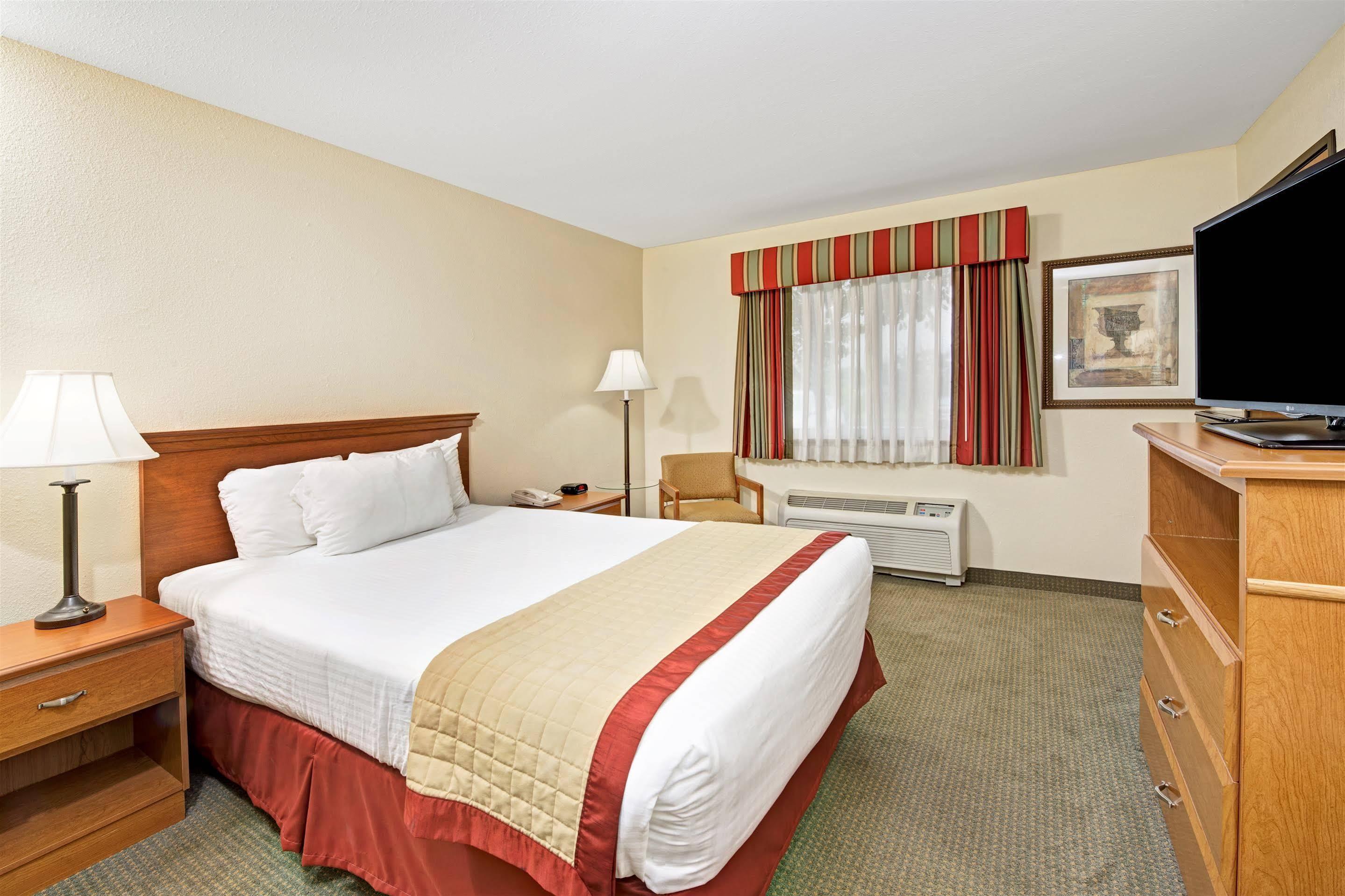 Baymont By Wyndham Indianapolis Hotel Eksteriør billede